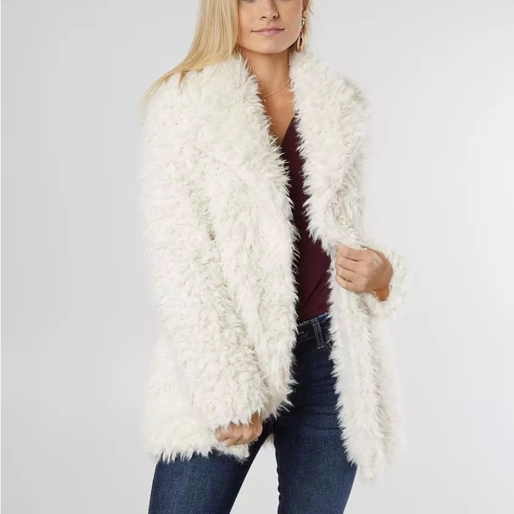 Cruz Fuzzy Sherpa Jacket